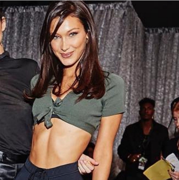 🌞Aritzia Wilfred Elouan Front Tie Kniy Top Size M Blush - Picture 2 of 8